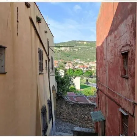 Nido Di Borgio Bilocale Nel Centro Storico Apartment